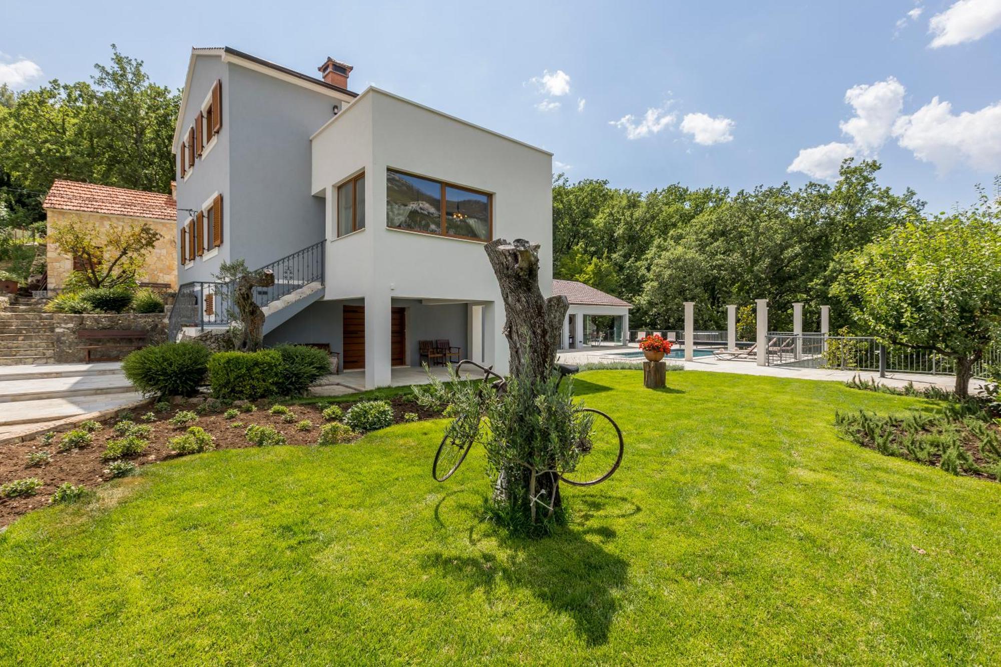 Villa Grey Stone Gata Eksteriør billede